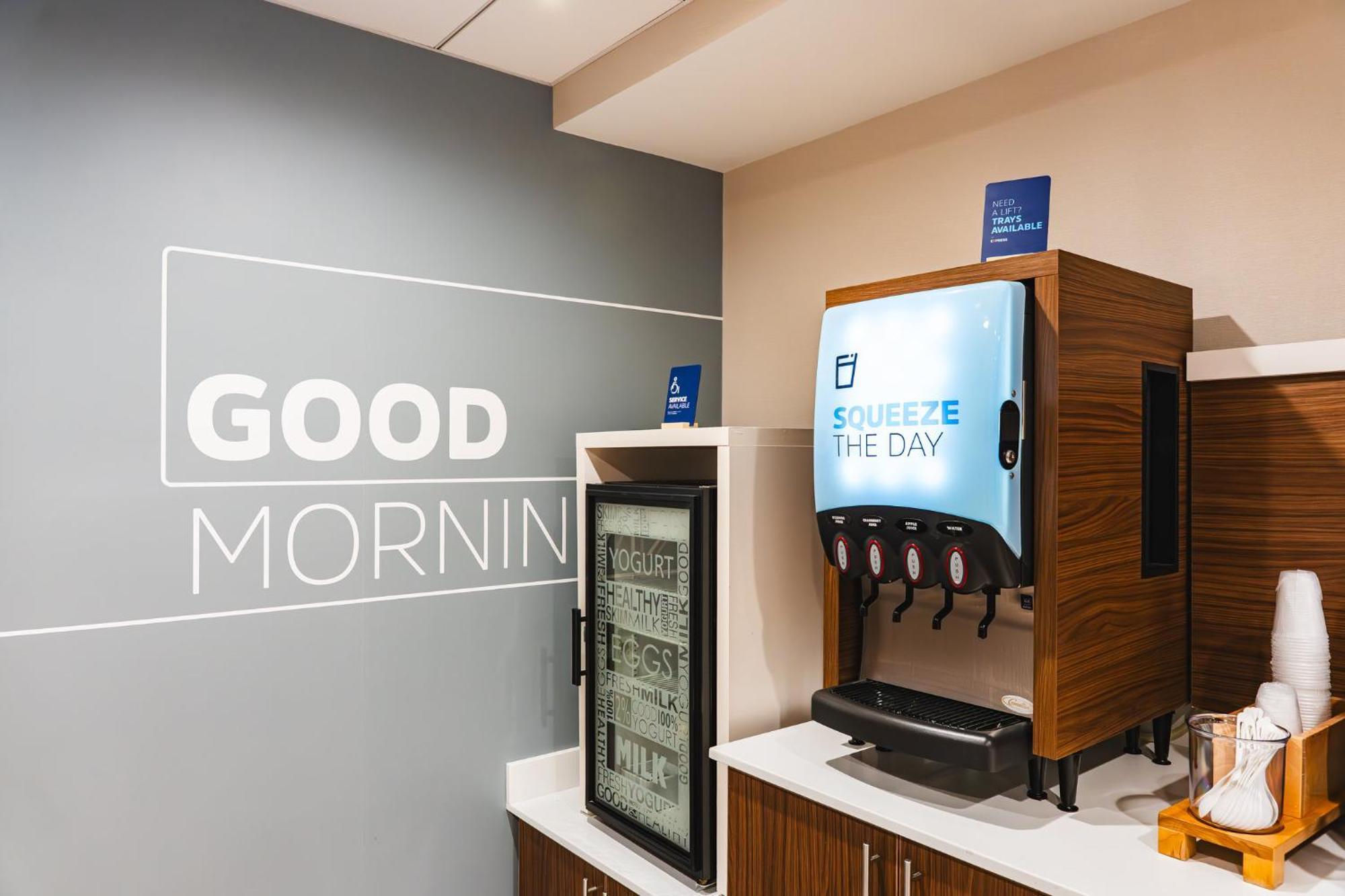 Holiday Inn Express Frazer - Malvern By Ihg Exterior foto